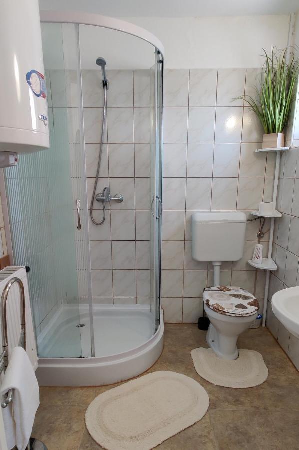 Katalin Apartmanház Miskolc Esterno foto
