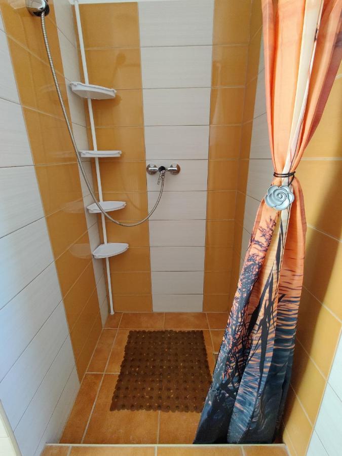 Katalin Apartmanház Miskolc Esterno foto